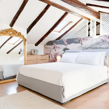 Rock, & - Stylish Steps From The Apartman *