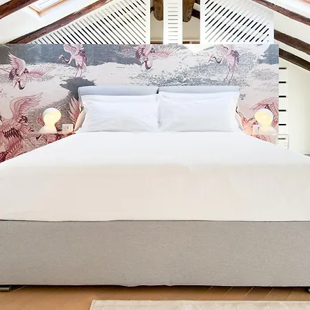 Rock, & - Stylish Steps From The Apartman *