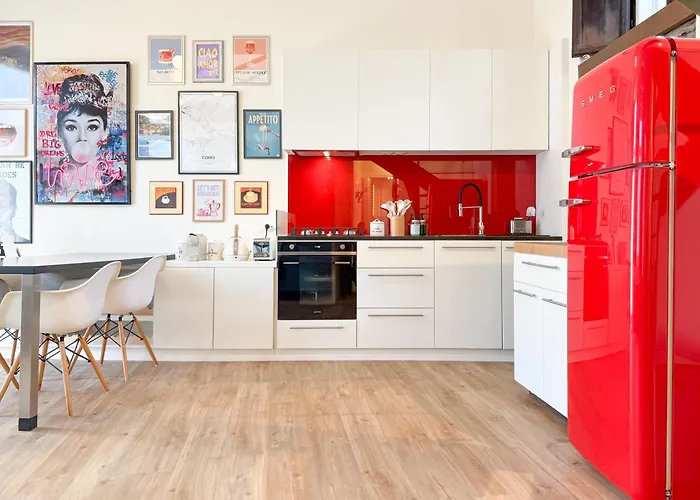 Apartamento Rock, & - Stylish Steps From The *