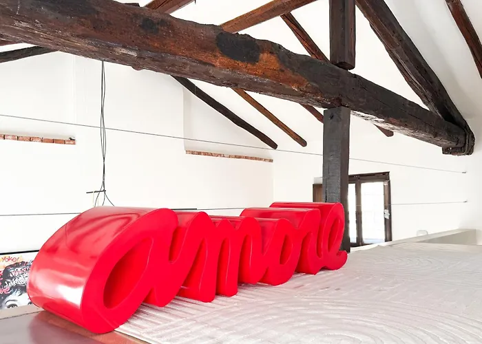 Rock, & - Stylish Steps From The Apartamento Como