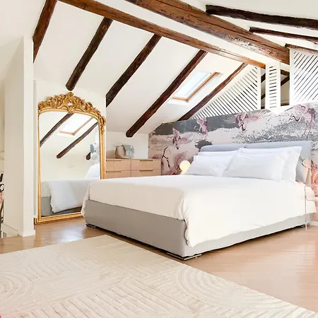 Rock, & - Stylish Steps From The Appartamento