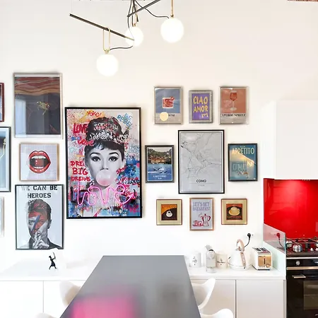 Rock, & - Stylish Steps From The * Côme