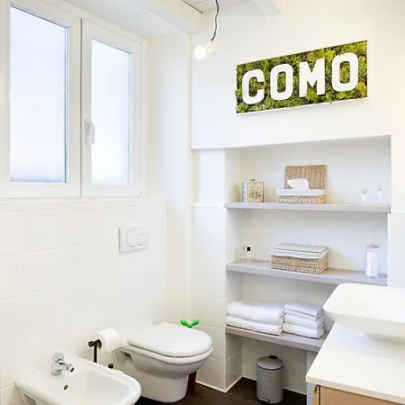 Rock, & - Stylish Steps From The Côme